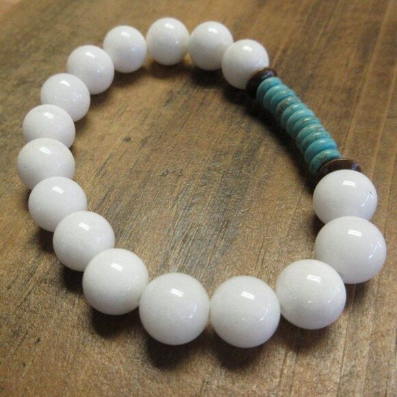MERRISOTA JEWELRY White Jade Wagernite Stretch Bracelet Size 6 3/4 Gemstones NEW - Picture 2 of 6